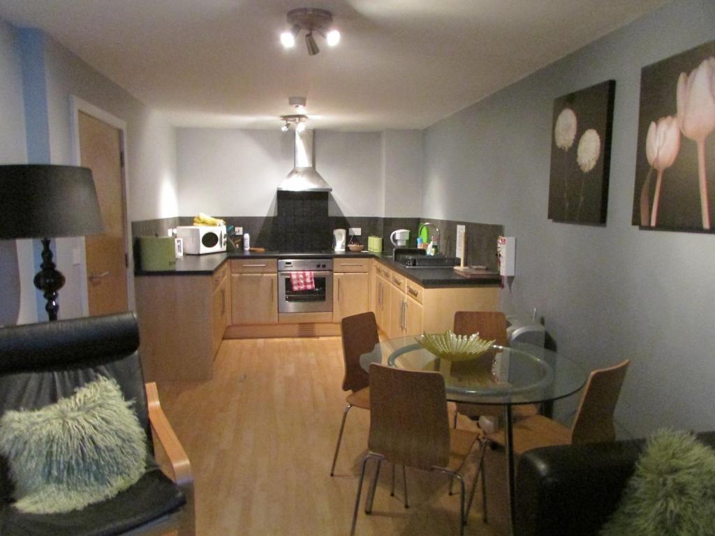 Cheltenham Luxury Apartments Номер фото